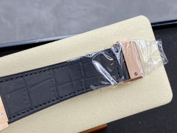 Hublot Classic Fusion 517.OX.0180.LR 45 mm Hommes – Image 11