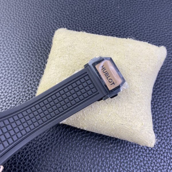Hublot Square Bang 821.OM.0180.RX 44 mm – Image 11