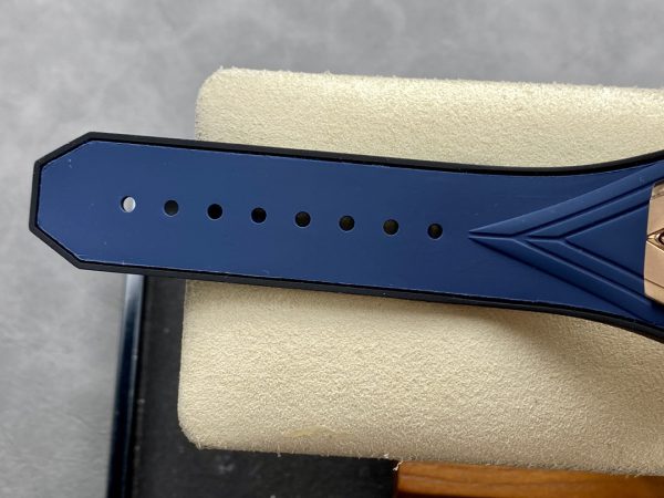 Hublot Big Bang Sang Bleu II King 418.OX.5108.RX.MXM20 – Image 7