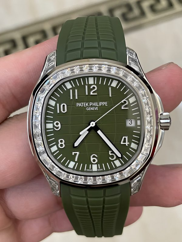 Patek Philippe Aquanaut 5167 300G 010 Noir & Vert & Marron 40mm – Image 2