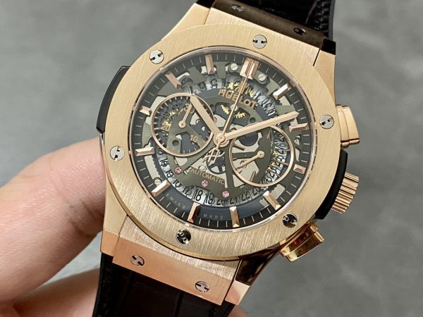 Hublot Classic Fusion 525.CM.0170.RX 45MM Montre Réplique – Image 3