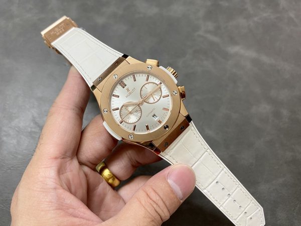 Hublot Classic Fusion 521.NX.1170.RX 45MM Hommes – Image 2