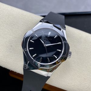 Hublot Classic Fusion 550.NS.2200.RW.ORL20 40 mm