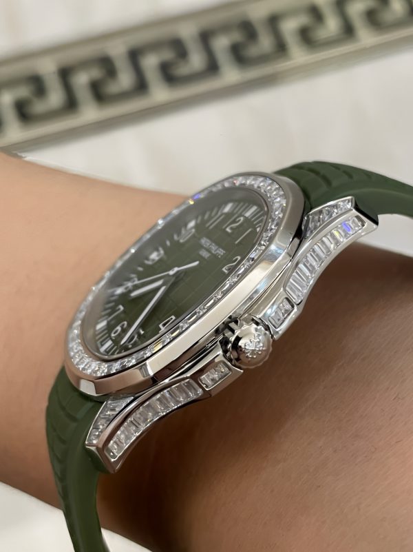 Patek Philippe Aquanaut 5167 300G 010 Noir & Vert & Marron 40mm – Image 4