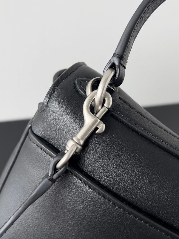 Sac Balenciaga Rodeo Mini en cuir de veau noir – Image 8