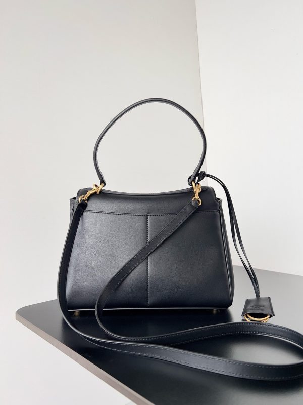 Sac Balenciaga Rodeo taille moyenne en cuir de veau noir – Image 10