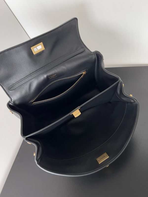 Sac Balenciaga Rodeo taille moyenne en cuir de veau noir – Image 5