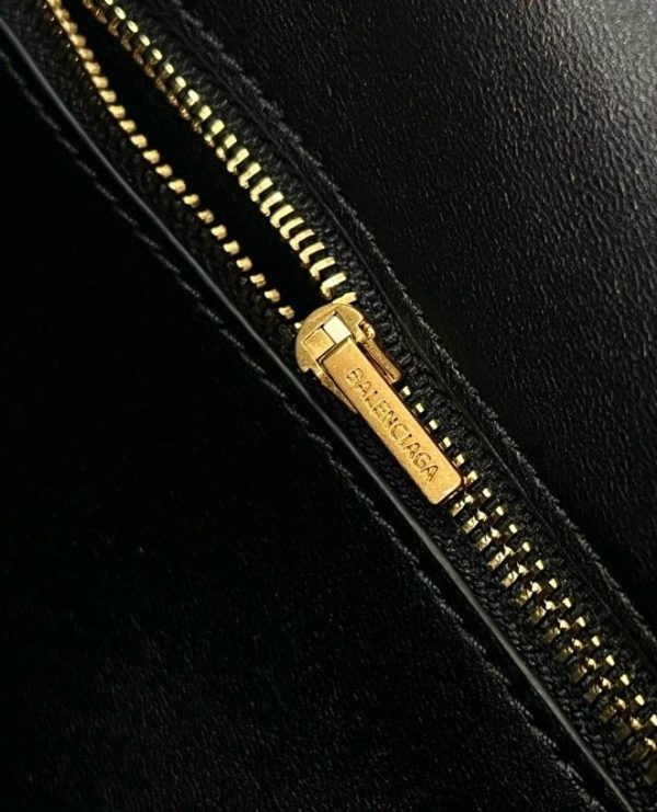 Sac Balenciaga Rodeo Grand modèle en cuir de veau noir – Image 5