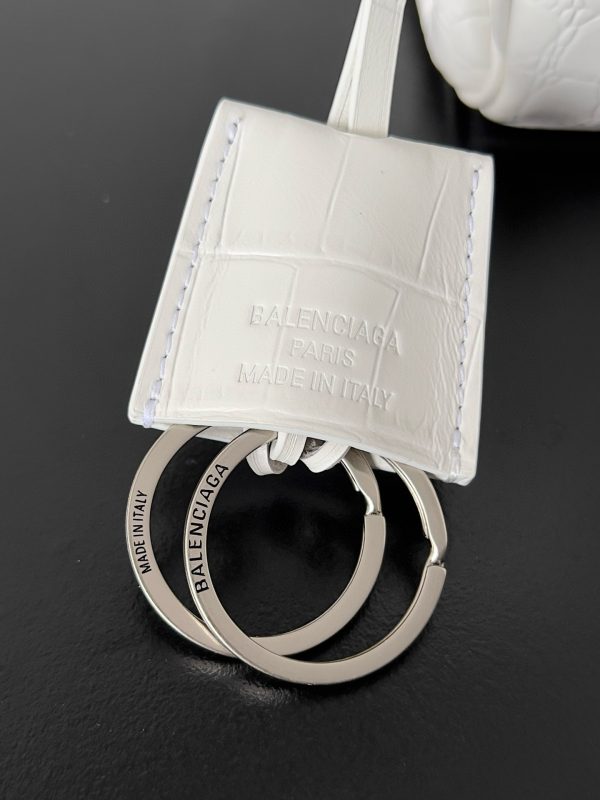 Sac Balenciaga Rodeo Grand modèle en cuir de veau embossé crocodile blanc – Image 4