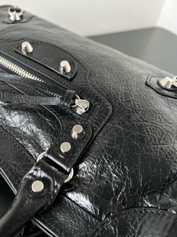 Petit sac Balenciaga Le City en cuir d’agneau Arena noir – Image 6
