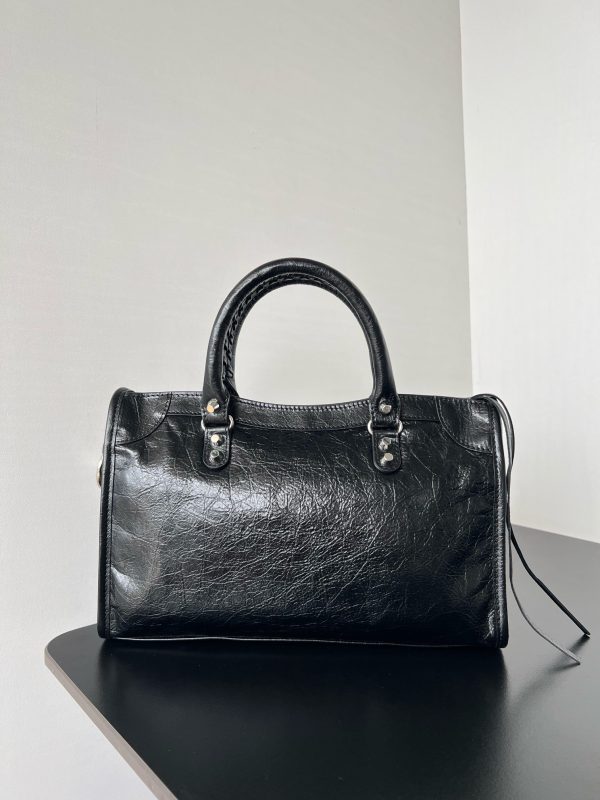 Petit sac Balenciaga Le City en cuir d’agneau Arena noir – Image 2