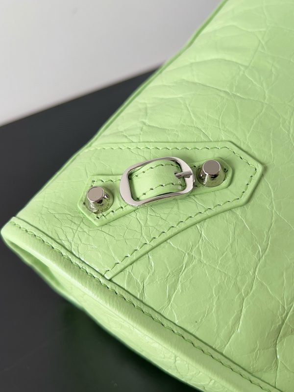 Petit sac Balenciaga Le City en cuir d’agneau Arena vert – Image 8