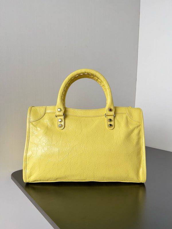 Petit sac Balenciaga Le City en cuir d’agneau Arena jaune – Image 3
