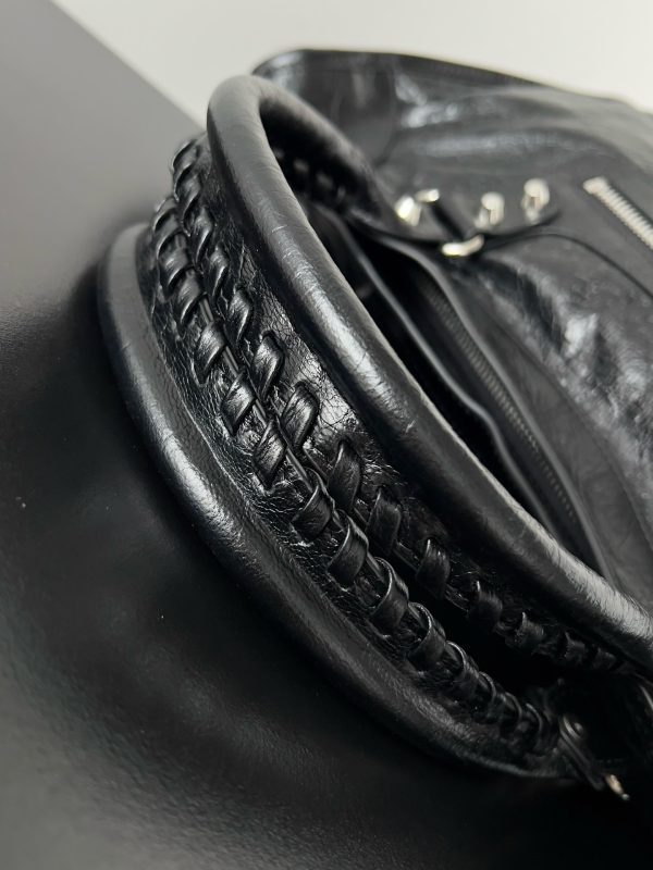 Sac Balenciaga Le City taille moyenne en cuir d’agneau Arena noir – Image 8