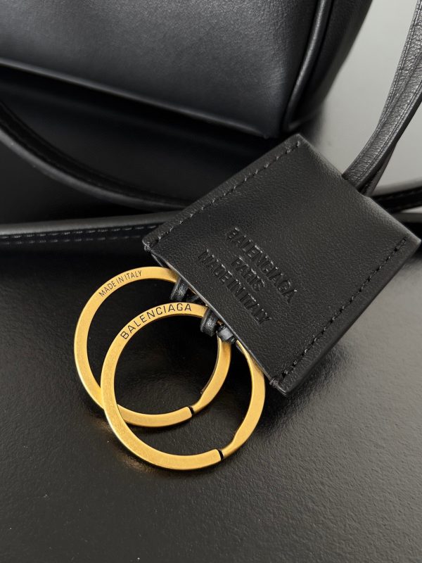 Sac Balenciaga Rodeo Mini en cuir de veau noir – Image 6