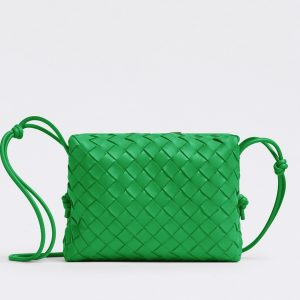 Faux Petit Sac Bottega Veneta Loop en Vert