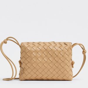 Réplique Petit Sac Bottega Veneta Loop en Amande