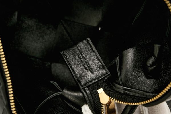 Réplique petit sac Bottega Veneta Cassette Camera en Noir – Image 4