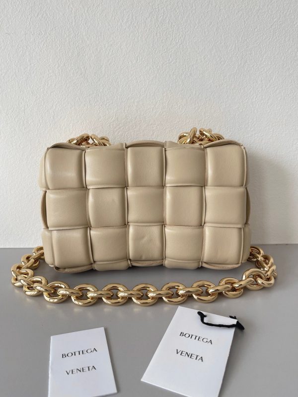 Fausse Bottega Veneta Chain Cassette en Porridge – Image 4