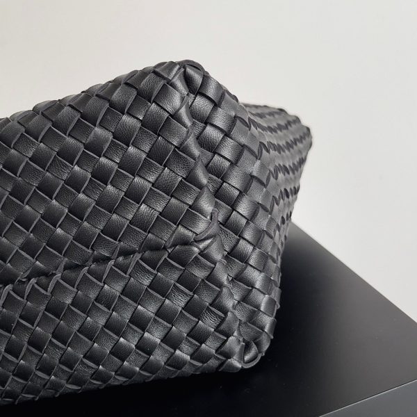 Fausse Bottega Veneta Cabat Medium en cuir d’agneau intrecciato noir – Image 5