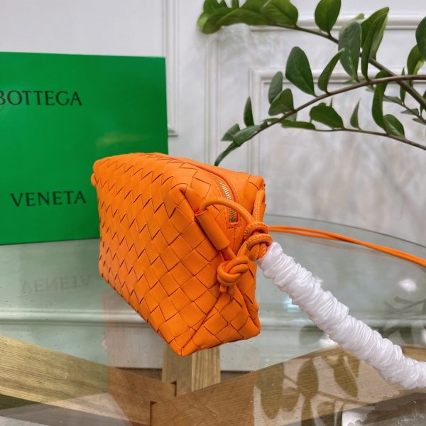 Faux Petit Sac Bottega Veneta Loop en Orange – Image 9