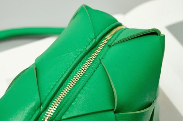 Réplique mini sac Bottega Veneta Cassette Camera en Parakeet – Image 2