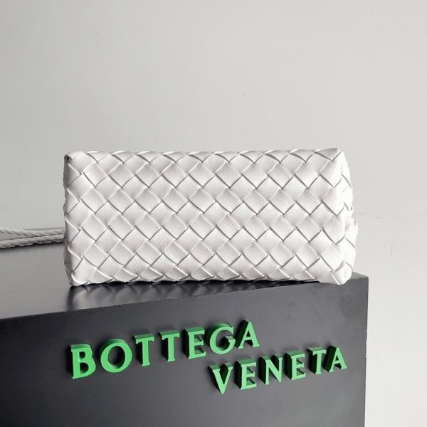 Faux petit sac Bottega Veneta Andiamo en Blanc – Image 4