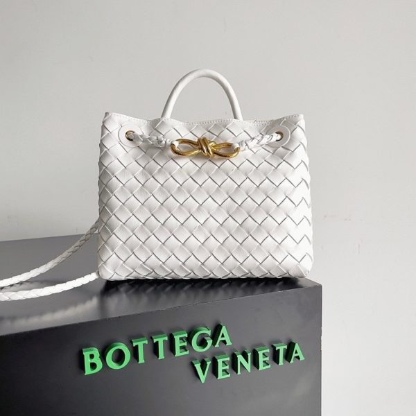 Faux petit sac Bottega Veneta Andiamo en Blanc – Image 3