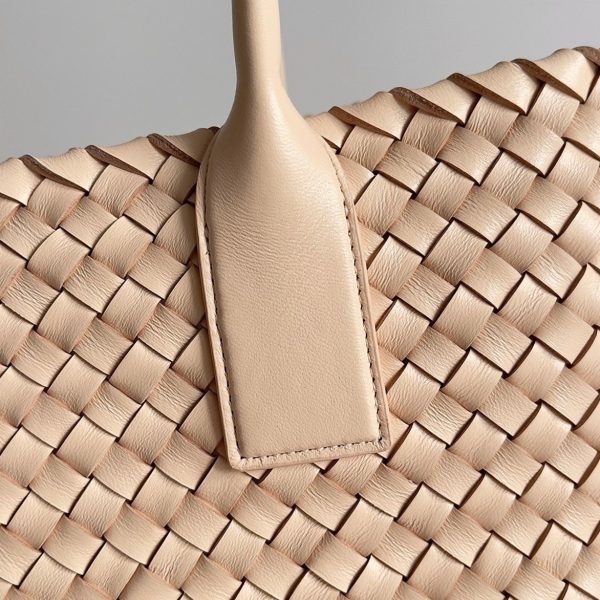 Fausse Bottega Veneta Cabat Medium en cuir d’agneau intrecciato Melon – Image 5