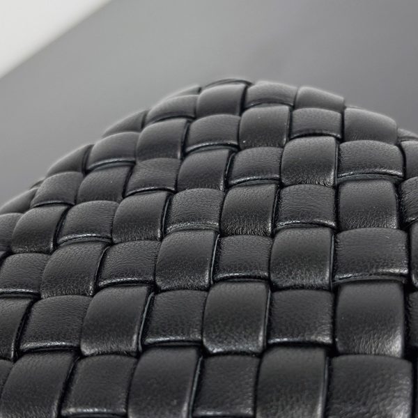 Faux minaudière Bottega Veneta Knot en Noir – Image 3