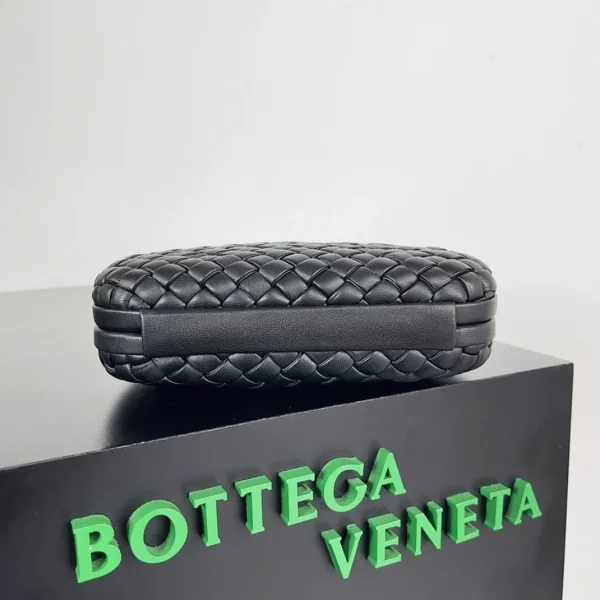 Faux minaudière Bottega Veneta Knot en Noir – Image 2