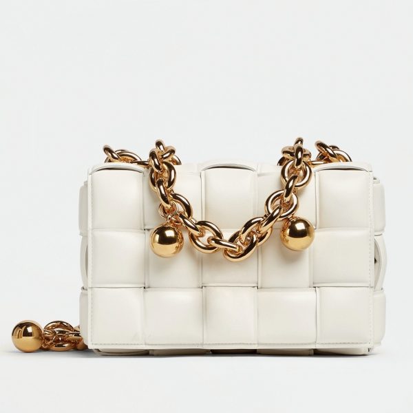 Fausse Bottega Veneta Chain Cassette en blanc