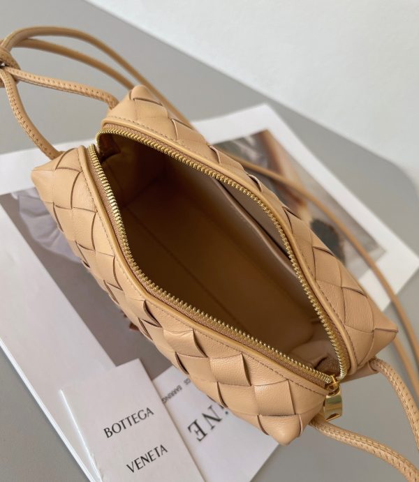 Réplique Mini Sac Bottega Veneta Loop en Amande – Image 4