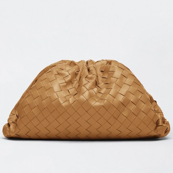 Faux grand sac Bottega Veneta Pouch Clutch en Caramel