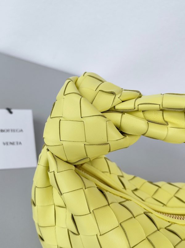 Contrefaçon Mini Sac Bottega Veneta BV Jodie en Lanterne – Image 9