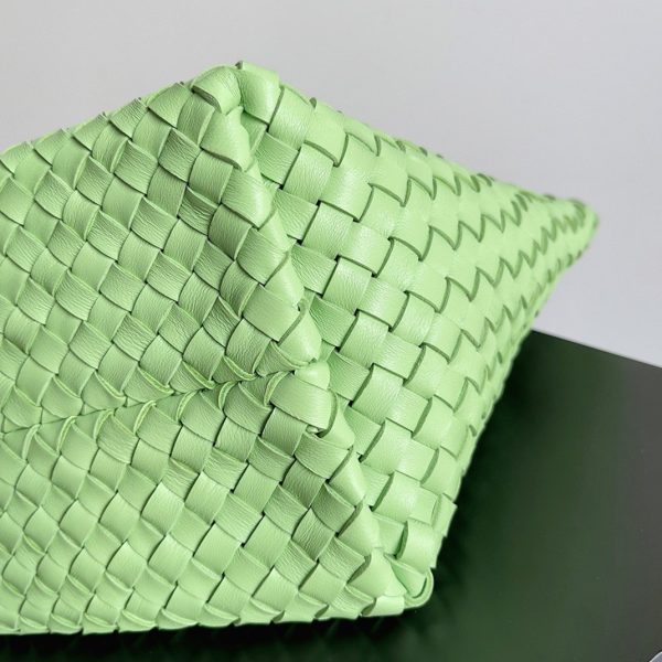 Réplique du sac Bottega Veneta Cabat Medium en Pistachio – Image 8