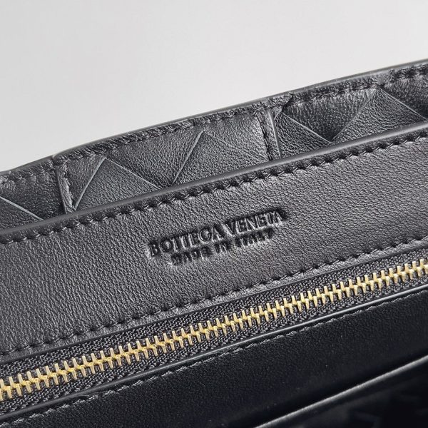Réplique petit sac Bottega Veneta Andiamo en Noir – Image 3