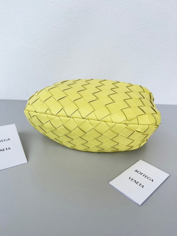Contrefaçon Mini Sac Bottega Veneta BV Jodie en Lanterne – Image 4
