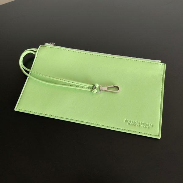 Réplique du sac Bottega Veneta Cabat Medium en Pistachio – Image 3