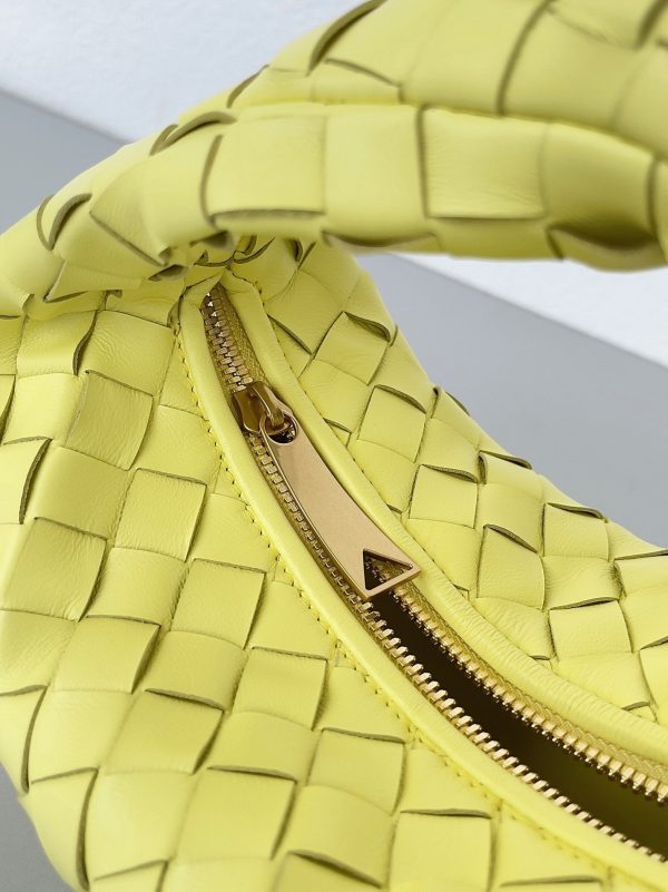 Contrefaçon Mini Sac Bottega Veneta BV Jodie en Lanterne – Image 3