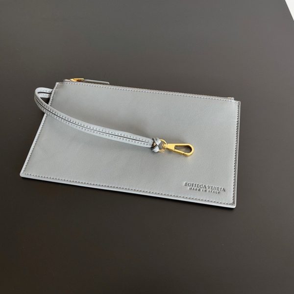 Fausse Bottega Veneta Cabat Medium en cuir d’agneau intrecciato Thunder – Image 6