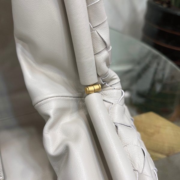 Faux grand sac Bottega Veneta Pouch Clutch en Blanc – Image 7