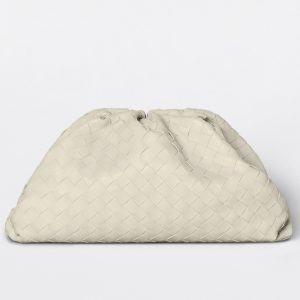Faux grand sac Bottega Veneta Pouch Clutch en Blanc