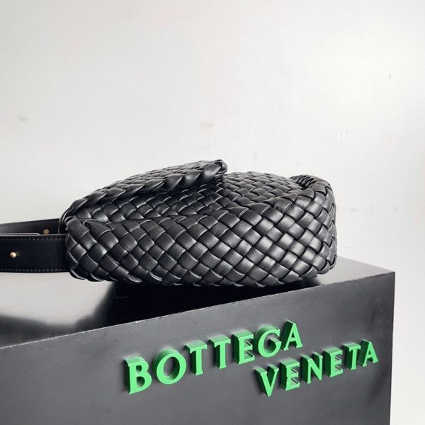 Contrefaçon Bottega Veneta Cobble Small Bag en Noir – Image 5