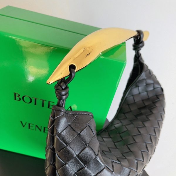 Faux petit sac Bottega Veneta Sardine en Noir – Image 4