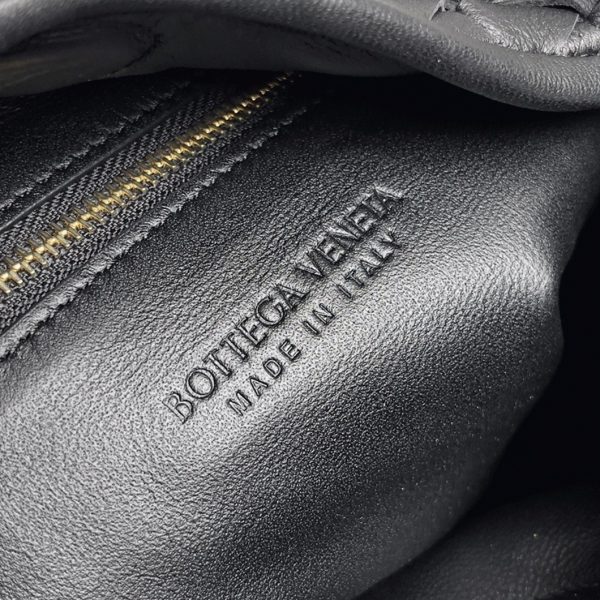 Fausse Bottega Veneta Small Hop Bag en Noir – Image 2