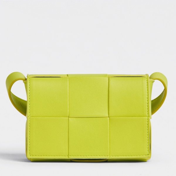 Fausse Bottega Veneta Candy Cassette en Acid Kiwi