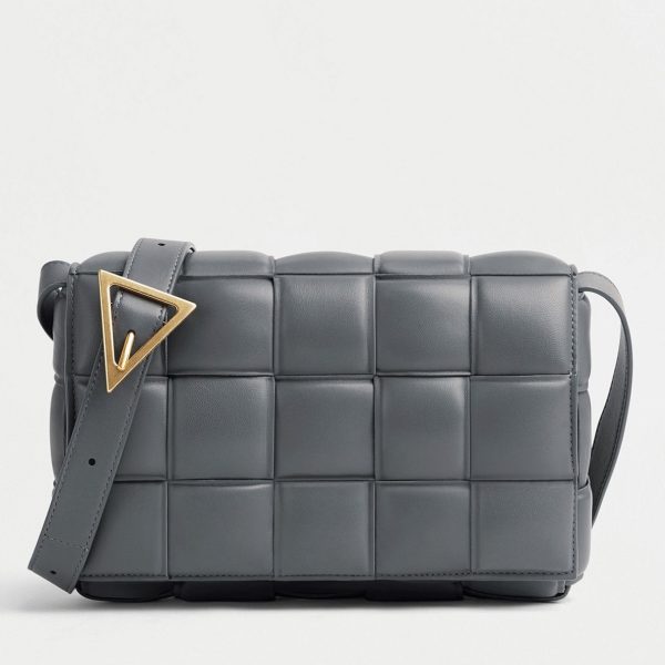 Imitation du sac Bottega Veneta Padded Cassette en Thunder