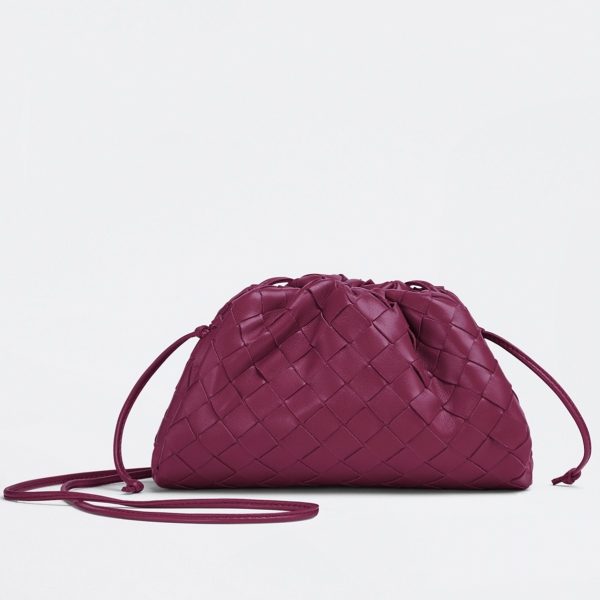 Faux Mini Pochette Bottega Veneta avec Sangle en Cinabre