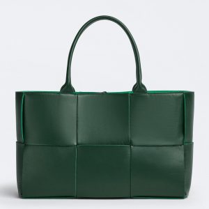 Contrefaçon Bottega Veneta Arco Medium Tote en Vert